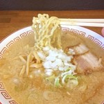 喜多方食堂 - 生まれて始めての喜多方ラーメン。
            うちのすぐ近所にできたので入ってみた。
            なかなかやるやんけ。