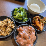 感動の肉と米 岩倉店 - 