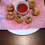 カラオケマック - 料理写真:千房たこ焼風ふわとろ餃子・６８０円