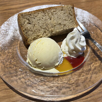 Seafood bar Ermitage 横浜鶴屋町店 - 