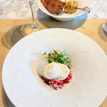 La Brianza - イタリアボッコンチーニカプレーゼフランボワーズビーツ柚子の泡。