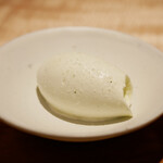 膳処末富 - ●セロリと粗塩のアイス