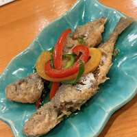 かぐら坂 新富寿司 - 小鯵の南蛮漬け。お江戸風の濃い目の味付けでした
