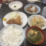 三河屋食堂 - 