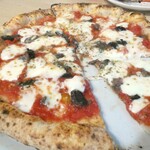 PIZZERIA IL PICCOLINO - アッチューゲ