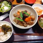 Hakata Motsunabe Yamaya - がめ煮ランチ