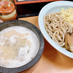 ラーメン たかはし - 牛モツ入りのつけ汁！