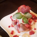 Kafedo Karan - いちごのパンケーキ