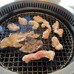 焼肉 ギュウトピア - ハラミ・上ミノ・ギアラ
