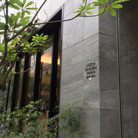 LAZOR GARDEN DINING - 
