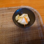 Sumibiyakinikutempuu - 漬物は白菜の浅漬となる