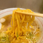 Ramen To Osake Yonaki - 麹味噌ラーメン　麺