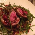 ラ リベラ - ポルチーニを巻いた仔羊の背肉香草焼き