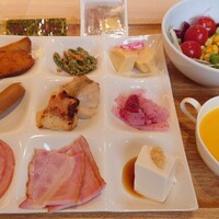 マルシェダイニング「ネン」 - 