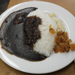 インディアン - カレーにラッキョウ、福神漬け