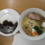 インディアン 本店 - 支那そばと半カレー 1300円