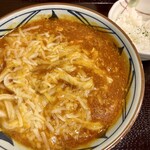 丸亀製麺 - チーズトマたまカレーうどん