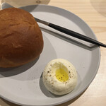 LeAnn - 「自家製パンとバター」