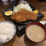 とんかつ檍のカレー屋 いっぺこっぺ - 