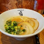 豚骨醤油ラーメン なかしょう - 