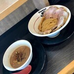 Tonkotsu Chuukasoba Gantare - 