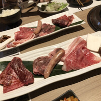 近江うし 焼肉 にくTATSU 青山本店 - 