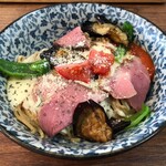 ラーメン イッケン - トマトソース、チーズソース、中太麺が旨い！