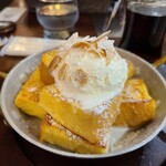 星乃珈琲店 - フレンチトースト(バニラアイスのせ)