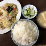 中華料理 宮原屋 - 野菜うま煮ライス大盛(税込950円)