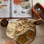 Aarti's Indian Cafe - 