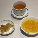 中国飯店 - お茶・スープ・ザーサイ