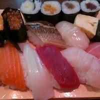鮨政 西口店 - にぎり840円