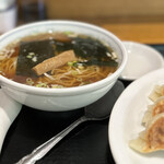 上海菜館 - 半ラーメン醤油