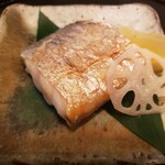 カイズ キッチン - 太刀魚塩焼き