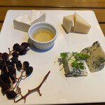 仙川食堂 ジョージ - チーズの盛り合わせ