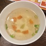 SUTHIDA - ランチセットのスープ