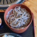 Shato Mi Sen - 出雲そば特選和牛セット ¥3,000 の割子そばの麺