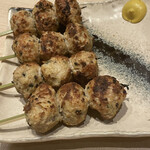 炭火焼鳥 しげ - つくね 塩