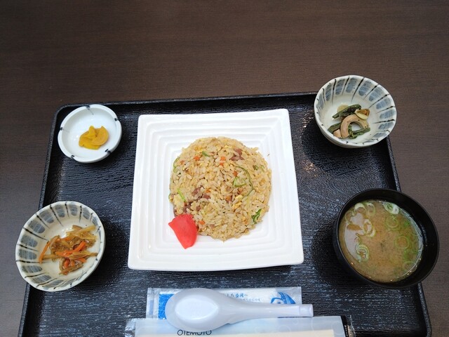 グリーンテーブル - 厨川（食堂）の写真