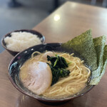 Yokohama Ie Kei Ramen Ittouya - 