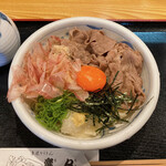 手造りうどん 楽々 - 黒毛和牛肉ぶっかけ