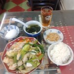 天龍菜館 - 土曜日提供品(八宝菜ランチ)一式