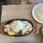 三浦のハンバーグ 池袋店 - ダブルトッピングハンバーグ150✖️２個