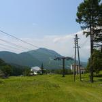 石臼挽き蕎麦香房 山の実 - 外に出るとアルプスのような風景