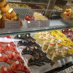 パティスリー ル・プティブルー - 