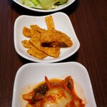 Yakiniku Kankokuryouri Korabo - 韓国料理店といえばお惣菜サービス