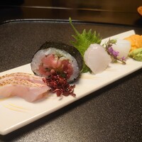 是しん - 北海道の雲丹(人*´∀｀)やはり良い昆布たべて育つ雲丹は格別でしたょ♡トロ鉄火も最高‼️＼(^-^)／