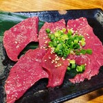 Yakiniku Sakaba Tomo Sankaku - 