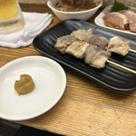 大衆ホルモン タツ屋 - ガツ串（塩）カラシのサービスいつもありがとうございます