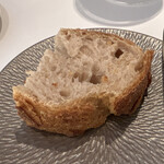 レ セゾン - ⚫️ランチの一つ目のパン